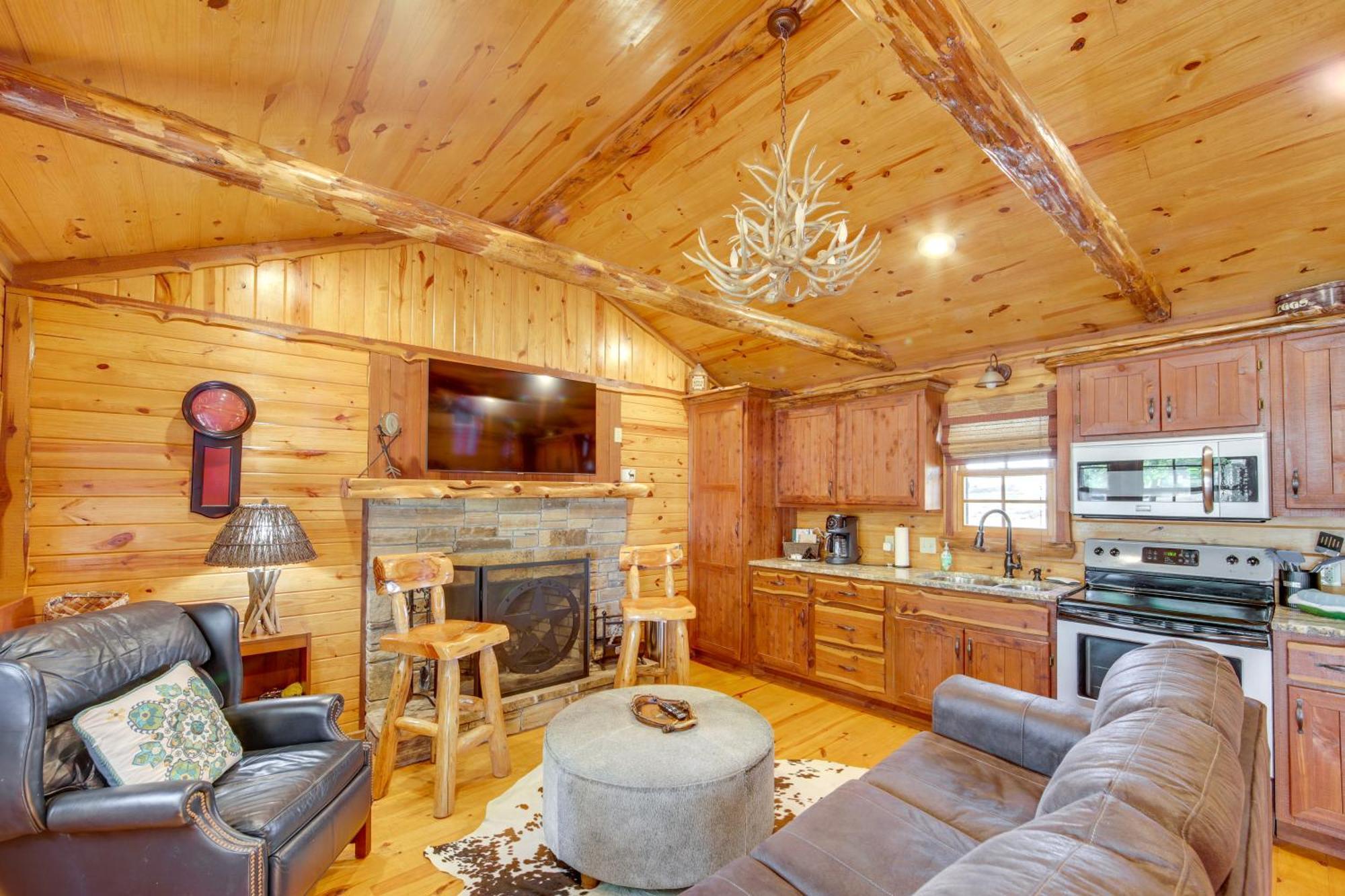 New The Deer Cabin Peaceful Refuge In East Texas Ben Wheeler Exterior photo